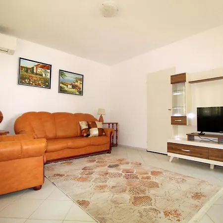 Ana Appartement *
